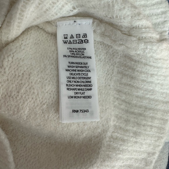 CUPCAKE AND CASHMERE Blue and White Hoodie SKI - Picture 7 of 7